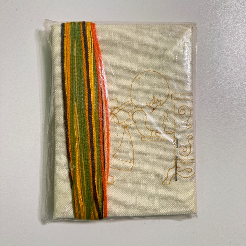 Vintage NOS Crewel Kit Jiffy Stitchery #704 Cookin' Crewel Kit - Picture 2 of 2